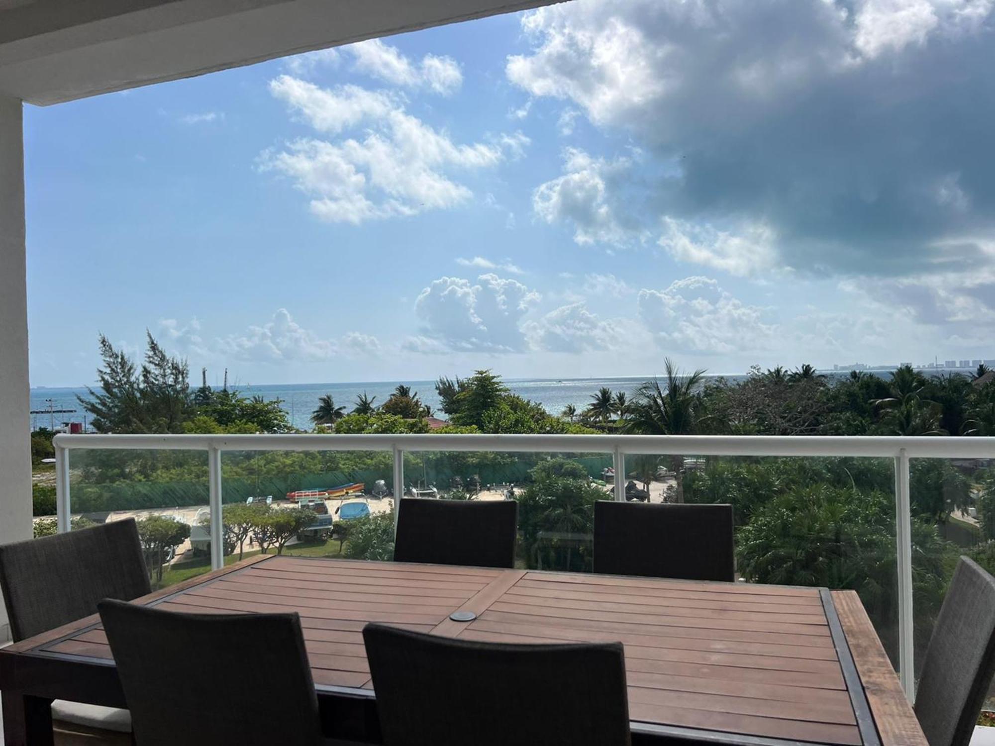 New Beachfront Luxury Apartments Cancún Zewnętrze zdjęcie