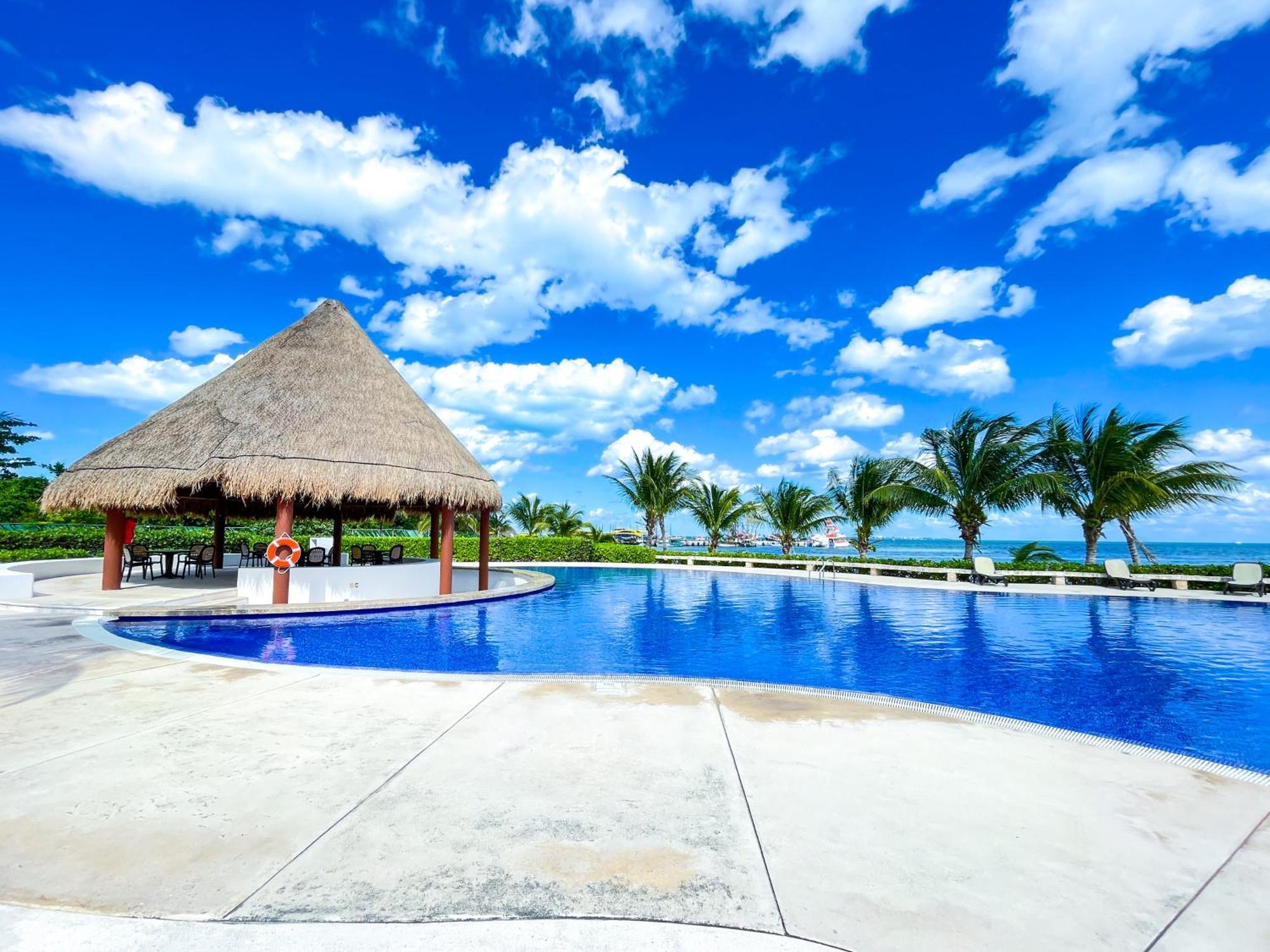 New Beachfront Luxury Apartments Cancún Zewnętrze zdjęcie