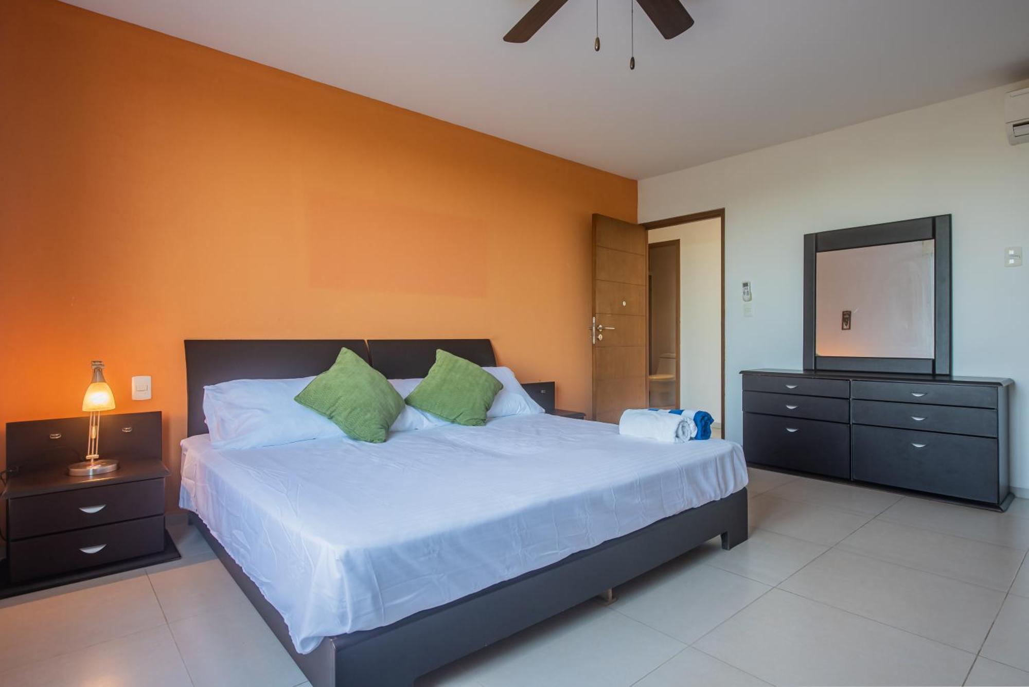New Beachfront Luxury Apartments Cancún Zewnętrze zdjęcie